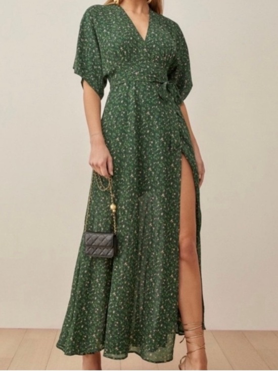 Reformation Dresses & Skirts - Reformation Winslow Wrap Dress